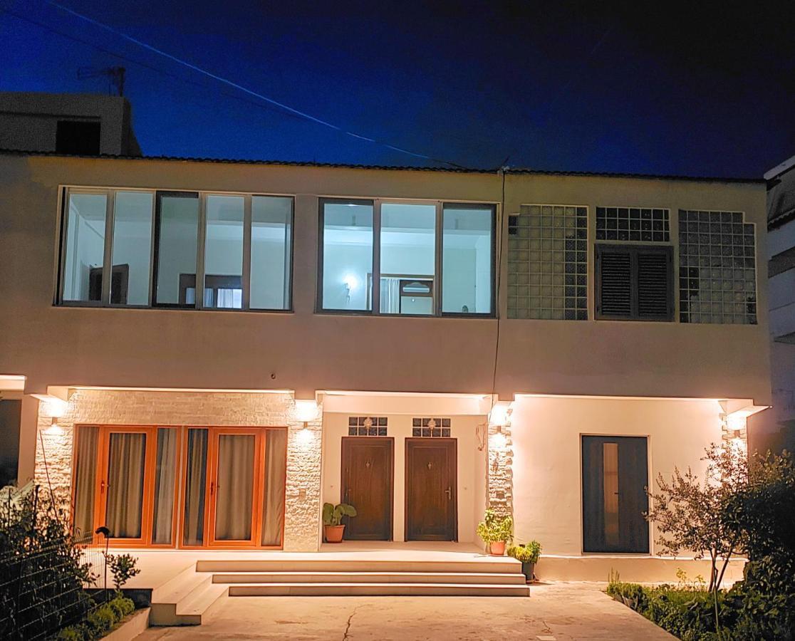 Pomegranates & Olives Guesthouse دراس المظهر الخارجي الصورة