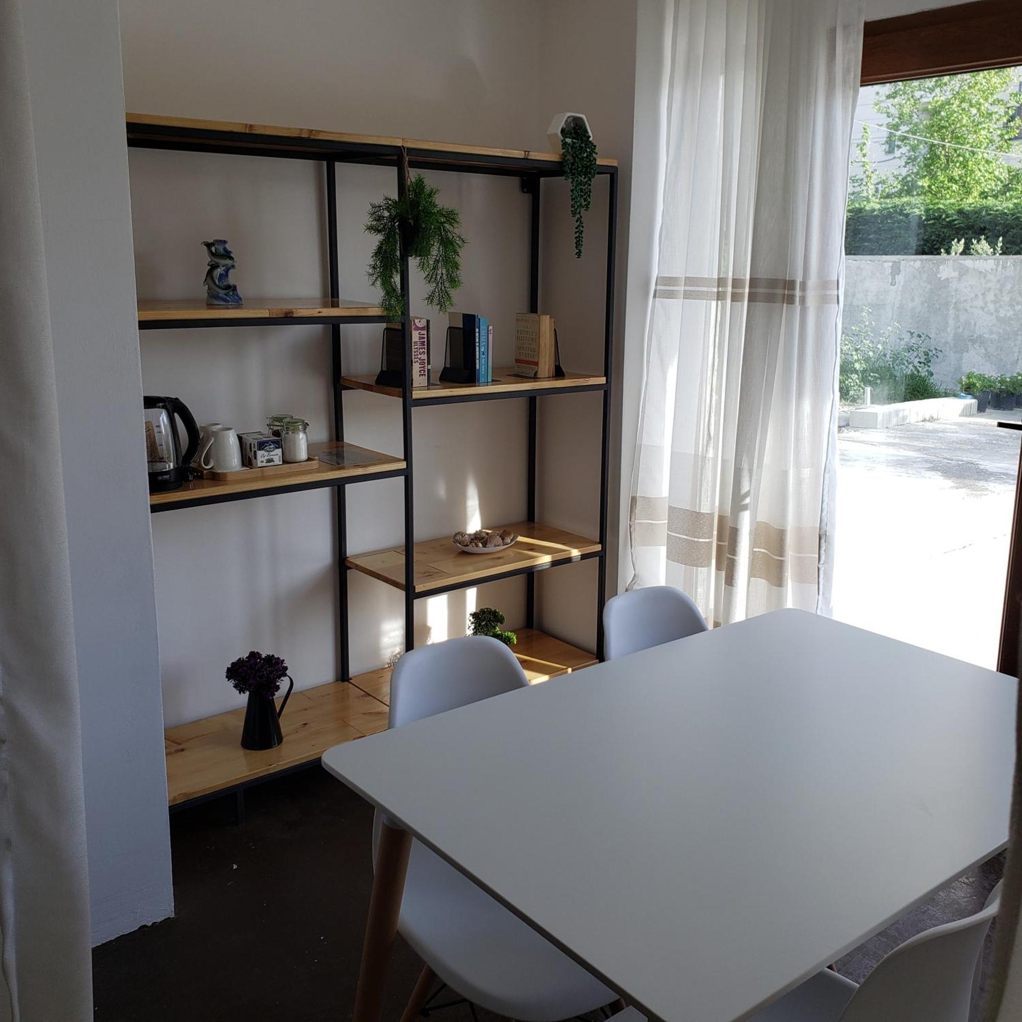Pomegranates & Olives Guesthouse دراس المظهر الخارجي الصورة
